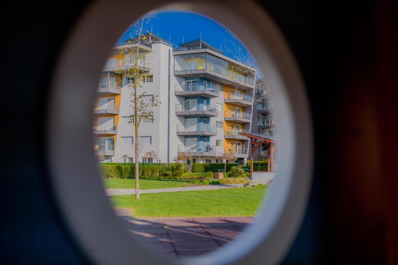 Admiral Luxury VI Apartman By Bltn Сиофок Екстериор снимка